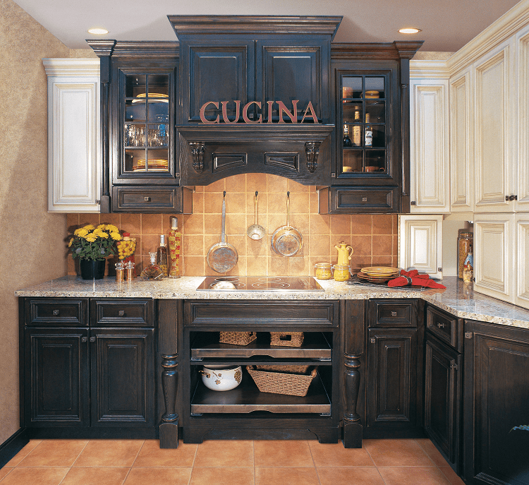 Kitchen Cabinetry by Thomas Home Center