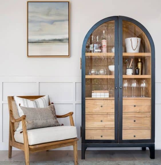 Arched Hutch