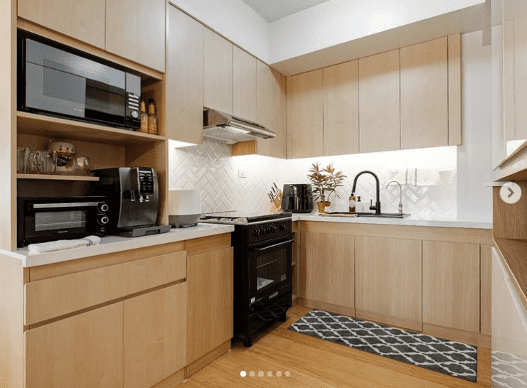 All Maple Kitchen Cabinetry