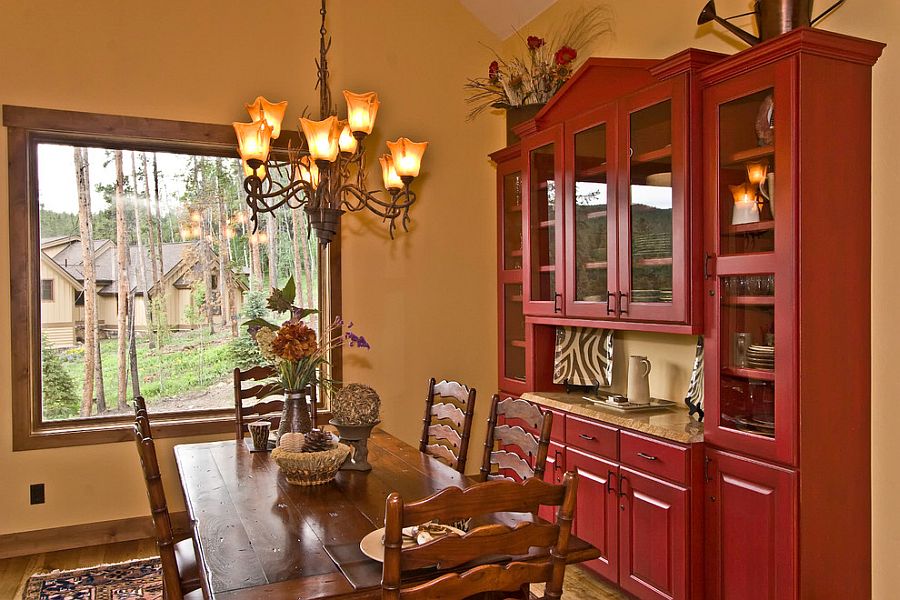 Cabinet with Antiques